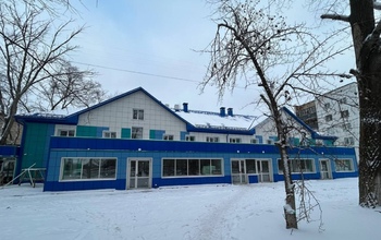 В Южном микрорайоне Оренбурга с опозданием, но все же завершается ремонт поликлиники