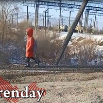 Жители Овчинного городка требуют отремонтировать дорогу в районе железнодорожного переезда