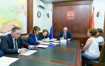 Евгений Солнцев провел прием по личным вопросам