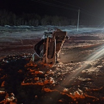 В Первомайском районе дорогу не поделили три автомобиля, пострадал водитель Toyota Hilux