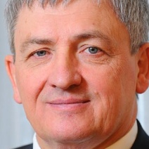 Путин наградил орденом ректора оренбургского института искусств Бориса Хавторина 