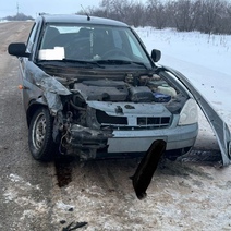 На трассе «Казань-Оренбург» легковой автомобиль столкнулся с газелью 