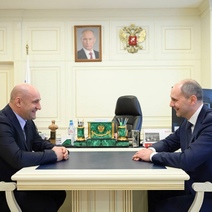 Денис Паслер уже добрался из Оренбурга в Екатеринбург