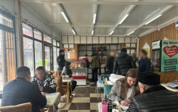 В Оренбурге полицейские и налоговики при поддержке ОМОНа провели рейды по местам нахождения мигрантов