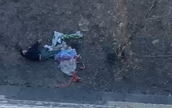 В Ясном вахтовик рухнул с третьего этажа во время спуска по простыням