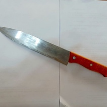 В Северном районе из-за замечания женщина вонзила в шею отца-пенсионера нож