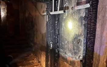 В Оренбурге вспыхнул пожар в пятиэтажке: спасены 17 взрослых и 6 детей