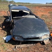 В Оренбуржье ВАЗ на скорости слетел в кювет, пострадали водитель и пассажирка