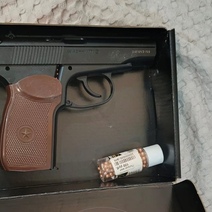 Житель Оренбуржья приставил к голове знакомой пистолет