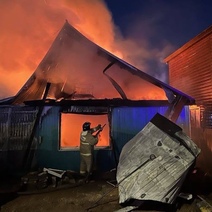 В поселке Ленина из-за короткого замыкания сгорел жилой дом 