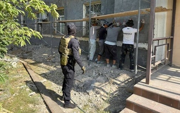 Силовики Оренбурга проверили мигрантов на стройках, рынках и в такси