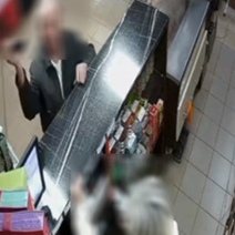 В Бугуруслане пенсионер с «горящими трубами» угрожал убить продавца за отказ продать алкоголь