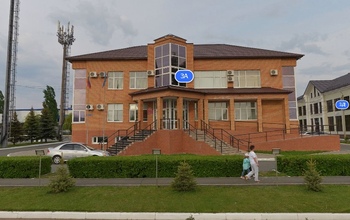 Богатые тоже плачут: отец подарил сыну коттедж в Пригородном, а он его попросил с вещами на выход