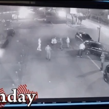 Разборки мужчин с оружием у отеля Hilton в Оренбурге попали на видео