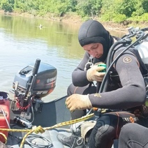 Водолазы обнаружили в реке Салмыш тело утонувшего мужчины (18+)