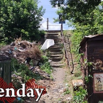 В Оренбурге после несчастного случая с мужчиной перекрыли пешеходный переход через железнодорожные пути