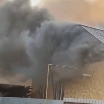 В Орске 14 пожарных тушили дом