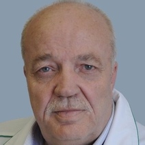 В Оренбурге бывший заведующий нейрохирургическим отделением Виктор Алимов выслушал приговор