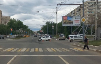 В Оренбурге в аварии на перекрестке улиц Чкалова Уральской пострадали ребенок и женщина