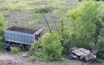 Опубликовано видео с места страшной аварии в Оренбурге, в которой погиб ребенок (18+)