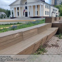 В Медногорске во время благоустройства около кинотеатра УРАЛ украли полмиллиона рублей