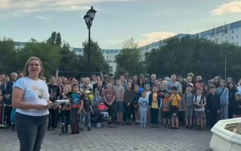 Жители микрорайона 70 лет ВЛКСМ бойкотируют стройку многоэтажек и требуют школу