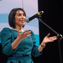 Авторы петиции хотят избавиться от Татьяны Савиновой и требуют отставки