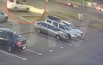 В Оренбурге на Северном проезде автомобиль сбил велосипедиста