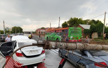 При реконструкции тепломагистрали на улице Терешковой в Оренбурге должны были ограничить движение по всем полосам