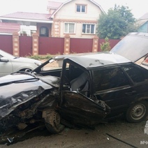 В Бугуруслане столкнулись ВАЗ и иномарка, пострадал один человек