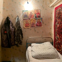 В Шарлыкском районе безработный сельчанин украл у старушки все накопления из кармана куртки