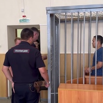 В Тоцком районе двое мужчин совершили разбойное нападение на женщину и ребенка