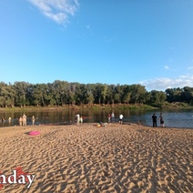 Пляж в Оренбурге обслуживают за 9,7 млн рублей, но не все отдыхающие довольны порядком