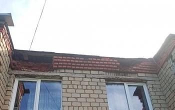 Разваливается на глазах: дом в Асекеево опасен для жизни