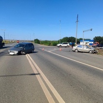 В Оренбуржье водитель не уступил дорогу и попал в больницу