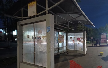 Участки ключевых улиц в Оренбурге вместе с остановками вечерами погружаются во мрак