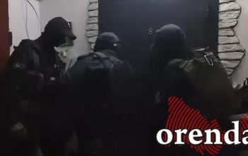 В Орске домой к «халку», обидевшему полицейских, пришли их суровые коллеги