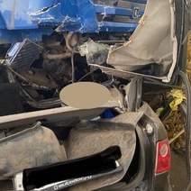 Водитель и пассажир погибли сразу: в Оренбуржье КАМАЗ раздавил легковушку