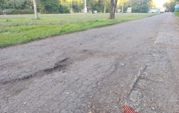 В Оренбурге капремонт улиц проводят в своём фирменном стиле, «забывая» про тротуары?