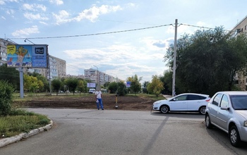 В Оренбурге дорогу не поделили девушка-подросток на электросамокате и Ford