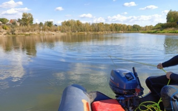 На Урале продолжаются поиски утонувшего мужчины