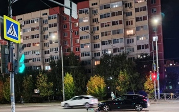 В Оренбурге женщина на автомобиле Mazda снесла на 