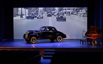 В Черном Отроге презентовали раритетный Cadillac LaSalle