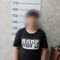 В Оренбурге задержана похитительница мобильника в обувном магазине