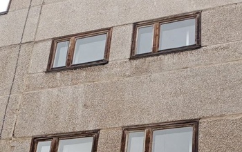 В Орске проводится проверка по факту выпадения из окна ВУЗа студентки