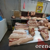 Сало на Центральном рынке Оренбурга подорожало до 450 рублей