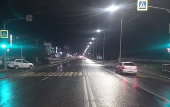 В Оренбурге на улице Уральской столкнулись два автомобиля: пострадала пассажирка