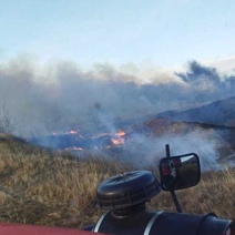 В Сакмарском районе горела сухая трава в районе горы Гребени