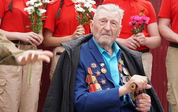 Житель Бузулука, ветеран ВОВ Александр Курцев, отмечает свой 101-й день рождения