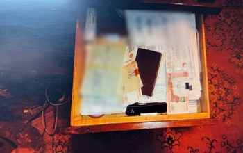 В Оренбурге воришка-гастролерша «лечила» старушку за 155 000 рублей от коронавируса